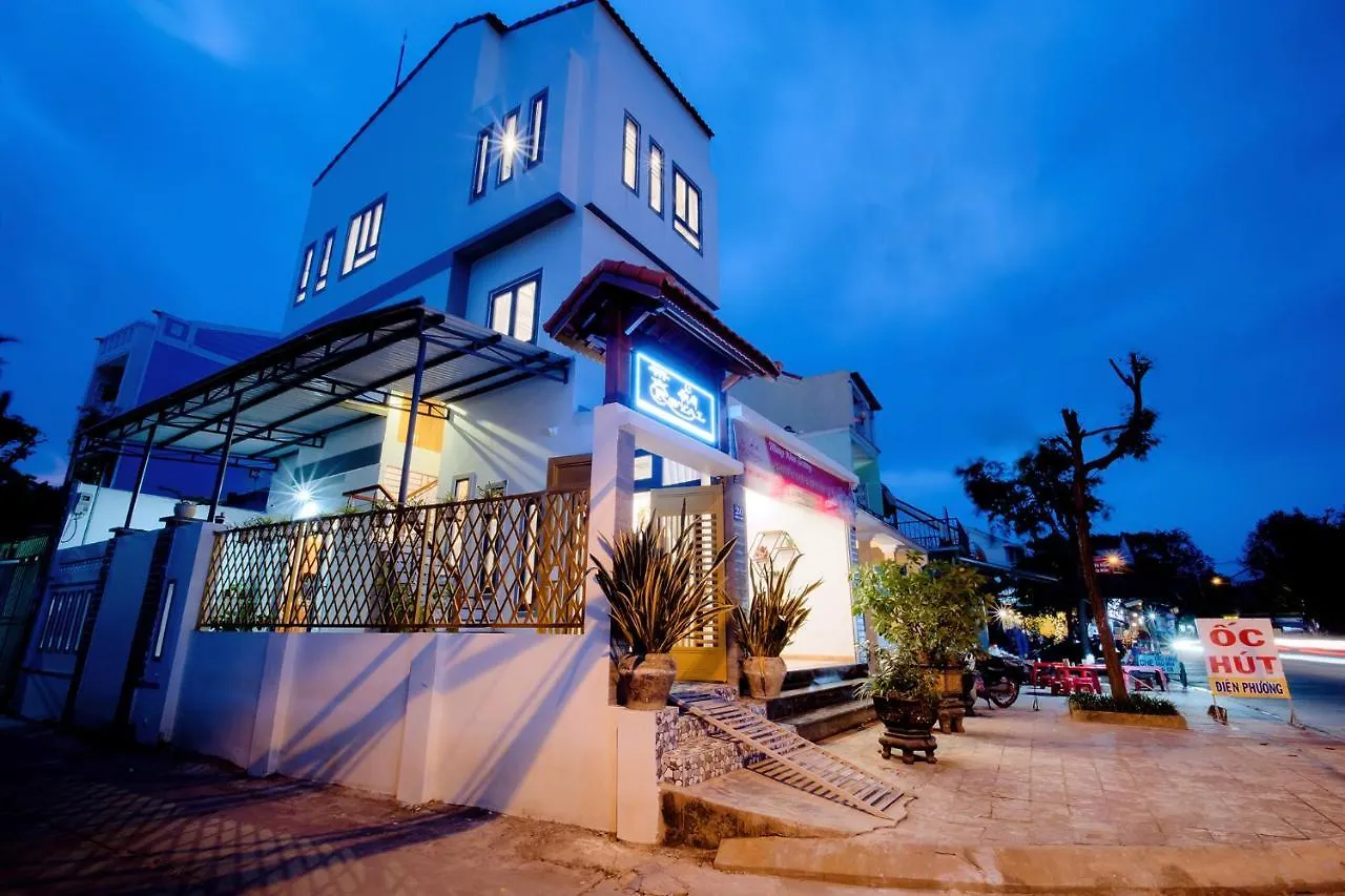 מלון הוי אן Hoian Royal Villa